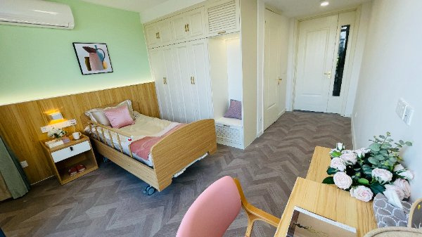 上海靠谱养老院有哪些？2025最新信养之家（宝山大场养老院）口碑佳-养老院推荐